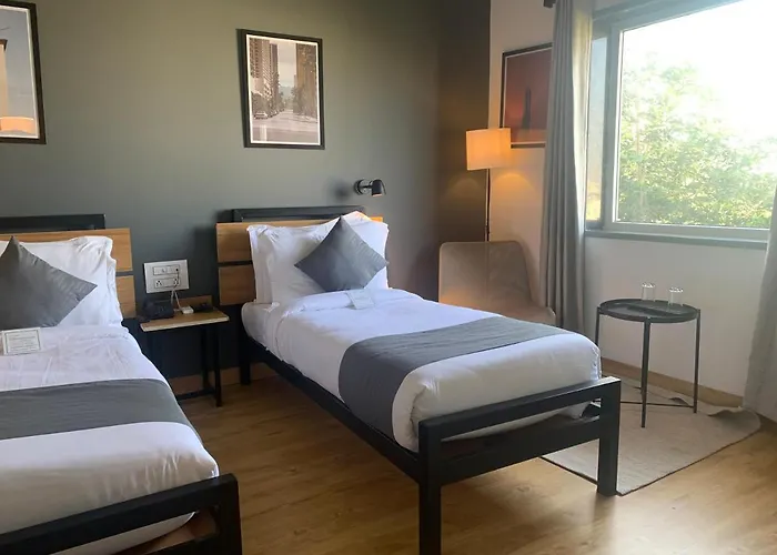 Loft 24, Mansarovar